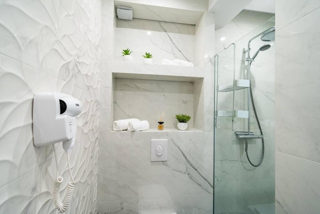 Apartament Anavi *